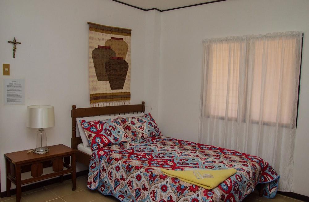 Lola Itang Pension House Tiniguiban Exteriér fotografie