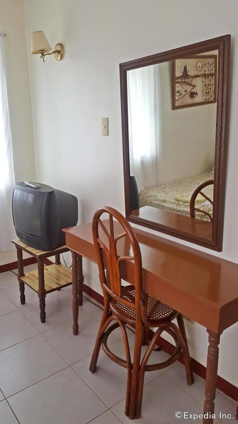 Lola Itang Pension House Tiniguiban Exteriér fotografie